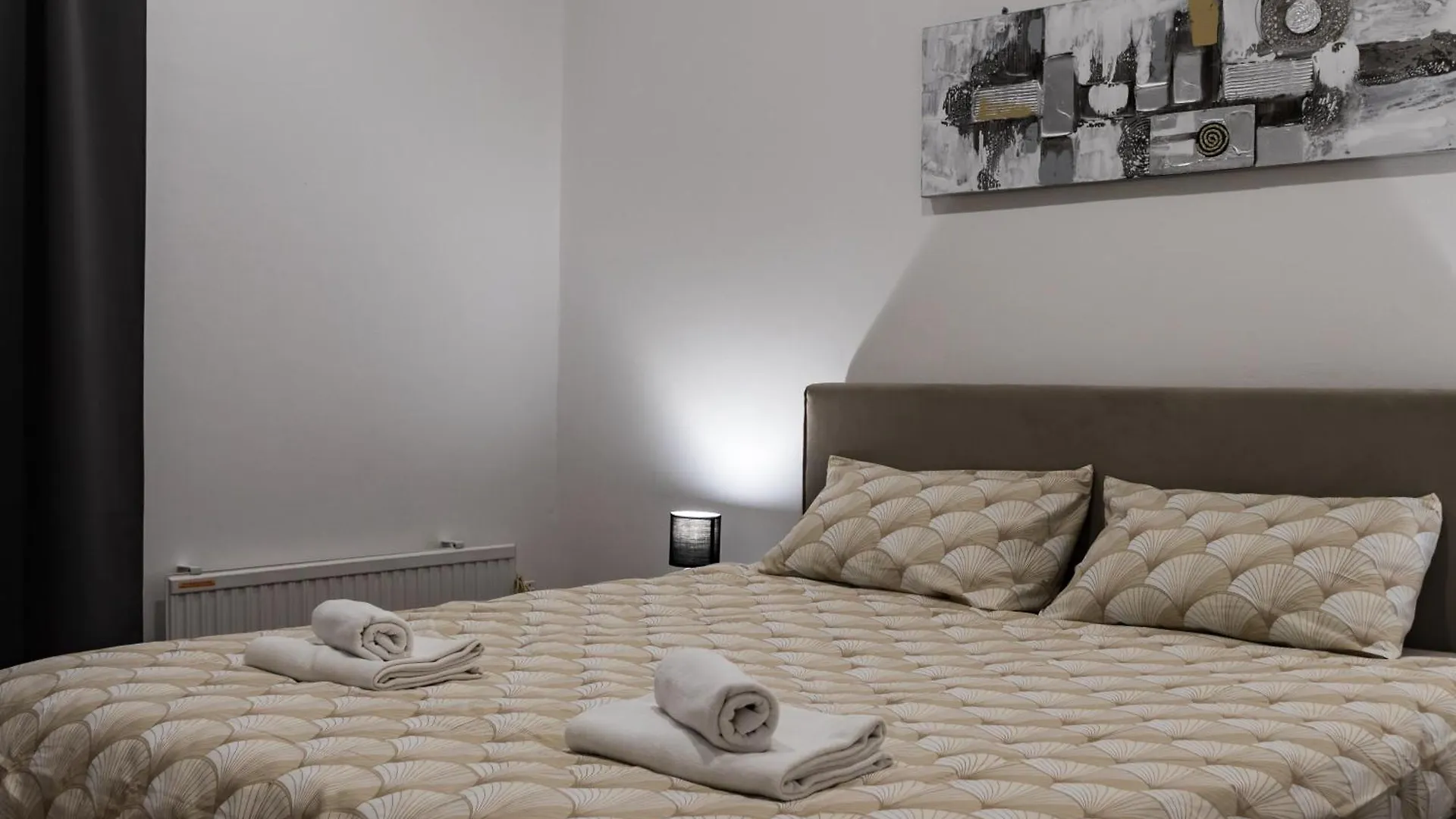 Apartment Santina Pula 0*,