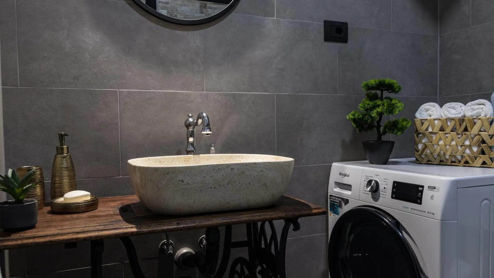 Apartment Santina Пула