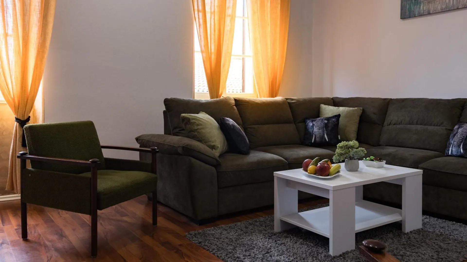 Apartment Santina Пула